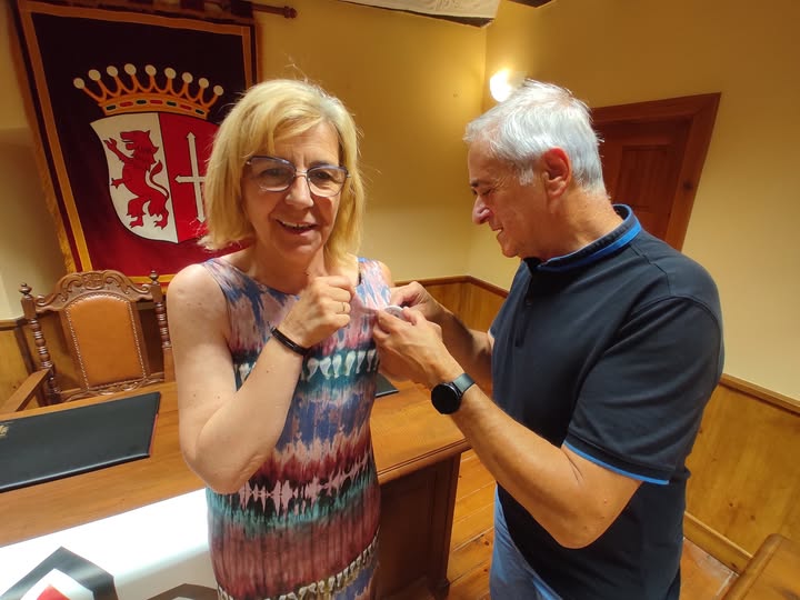 Lee más sobre el artículo Insignia de la Hospitalidad del Camino Lebaniego Medieval Olvidado PLACOL